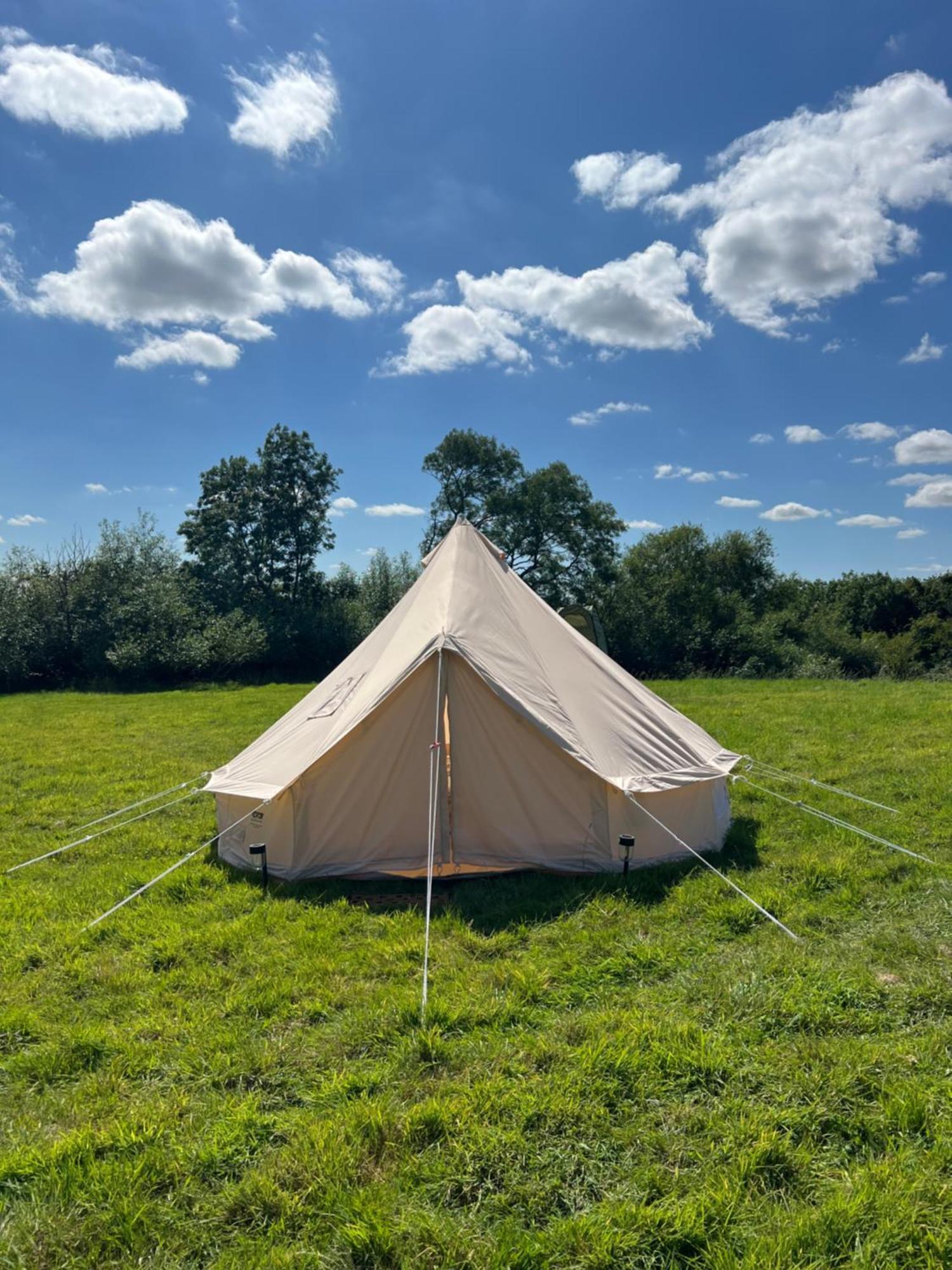Bell Tent 4M And 7M Fossewold Cotswold Camping Moreton-in-Marsh Exterior foto