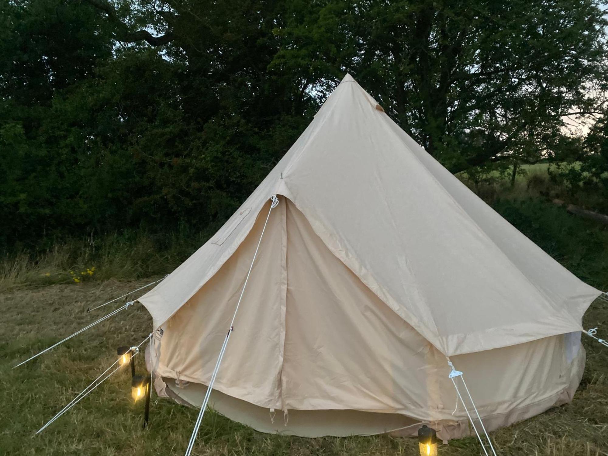 Bell Tent 4M And 7M Fossewold Cotswold Camping Moreton-in-Marsh Exterior foto